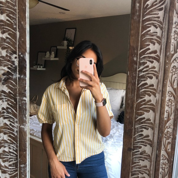 Zara pinstriped button up short sleeve top - Picture 1 of 3